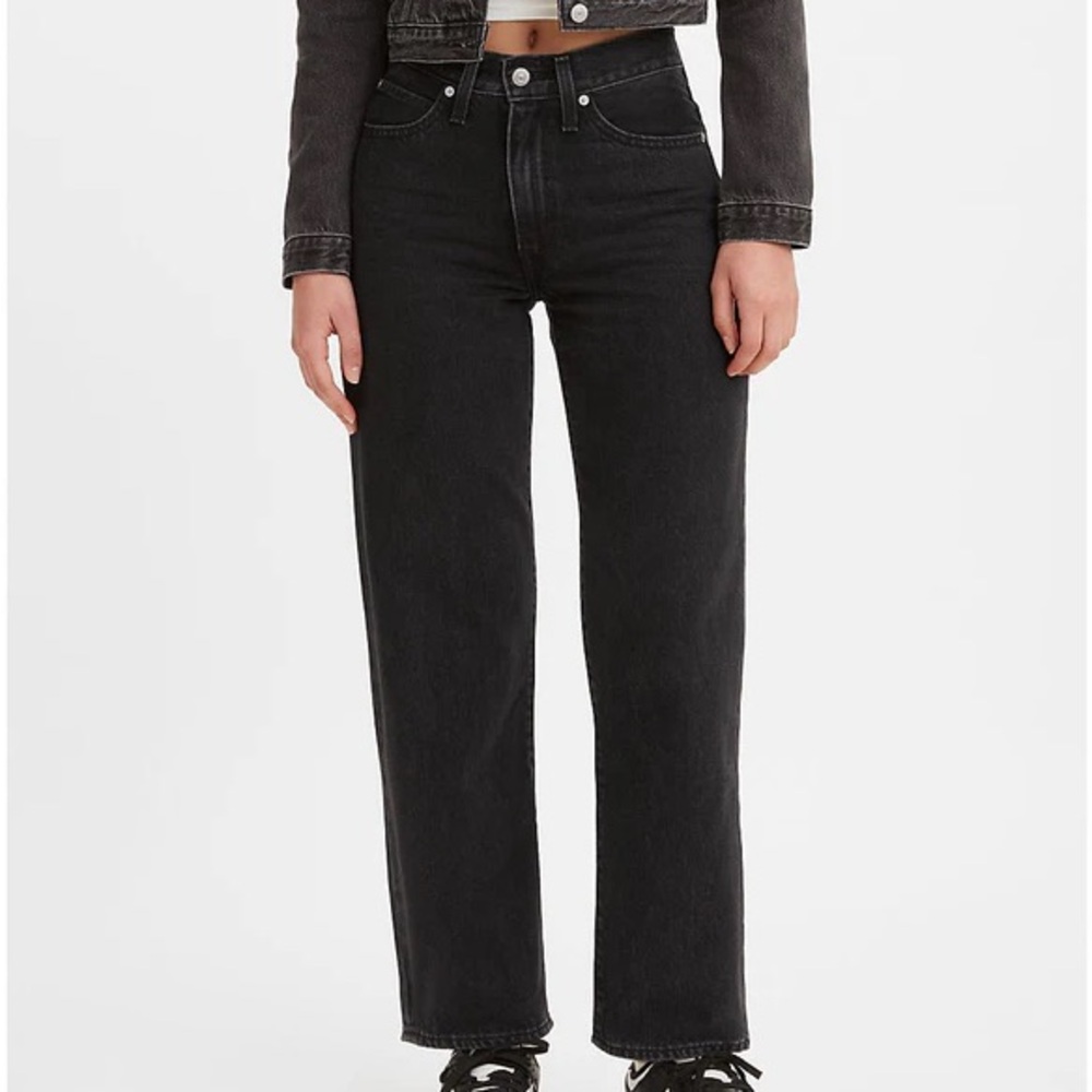 Levi's • Women's 94 Baggy Denim Jeans (NWT)
